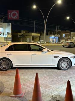 جنسس G90